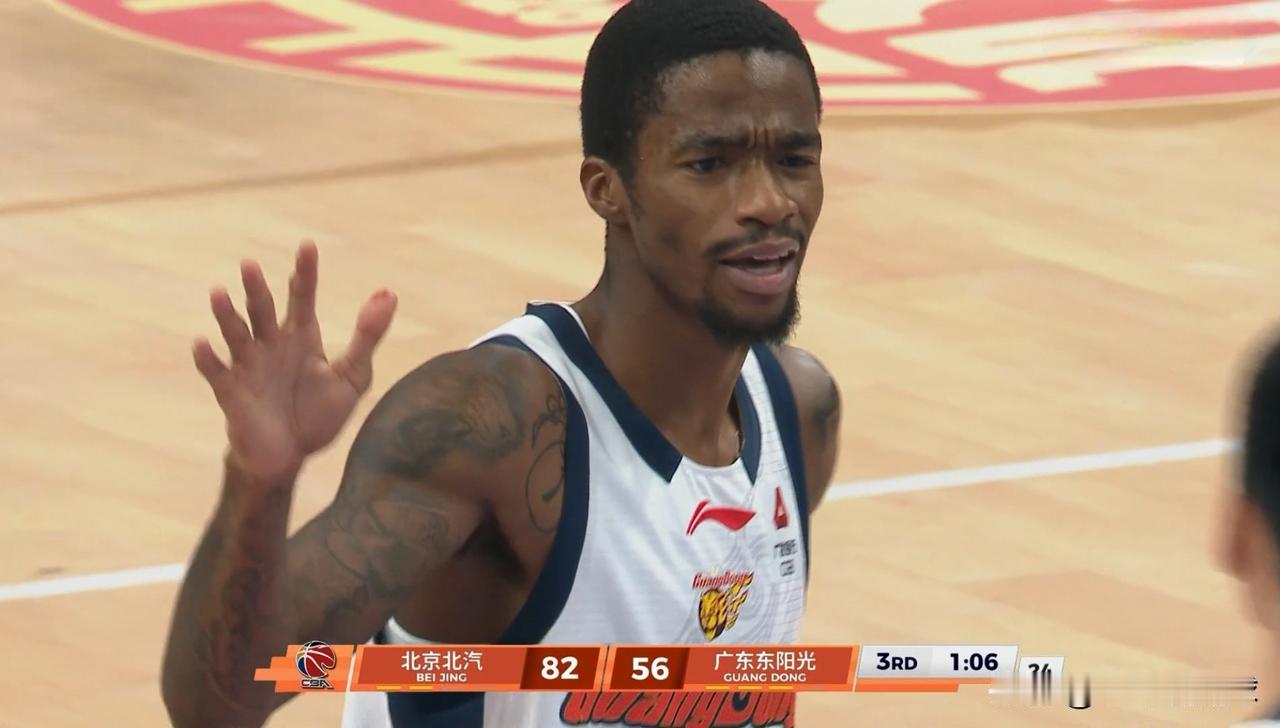 广东东阳光外援萨姆纳真是虽败犹荣！虽然今天广东东阳光在客场以74：105惨败于北