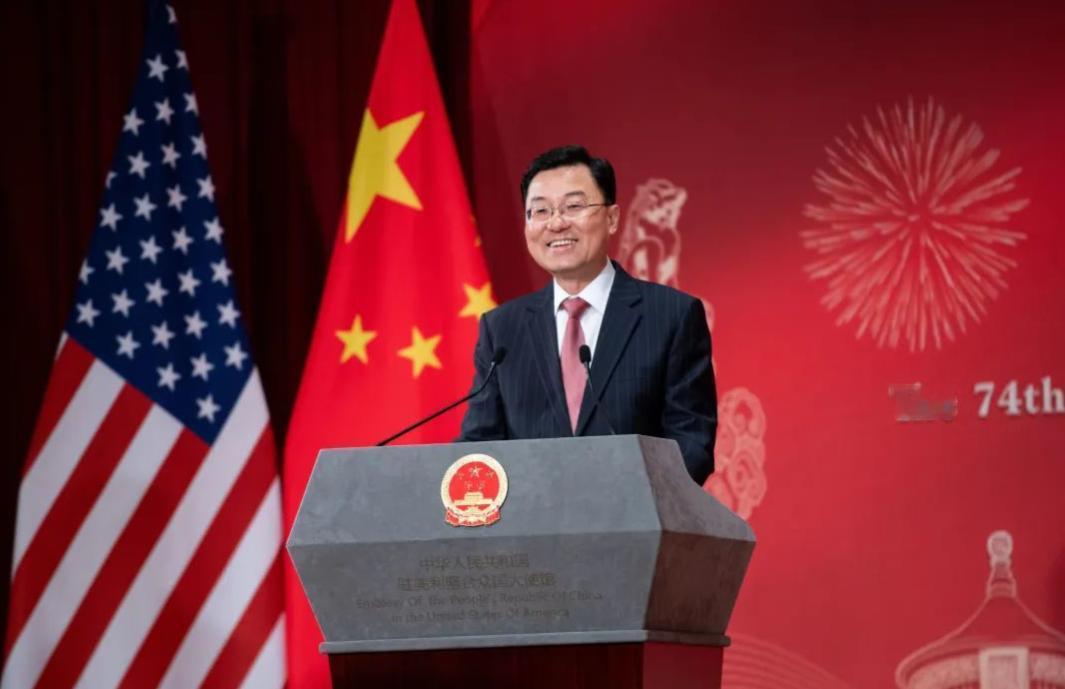 中方对美开出3张清单，深夜一通跨洋电话，让特朗普心里有了个底2025年快走到