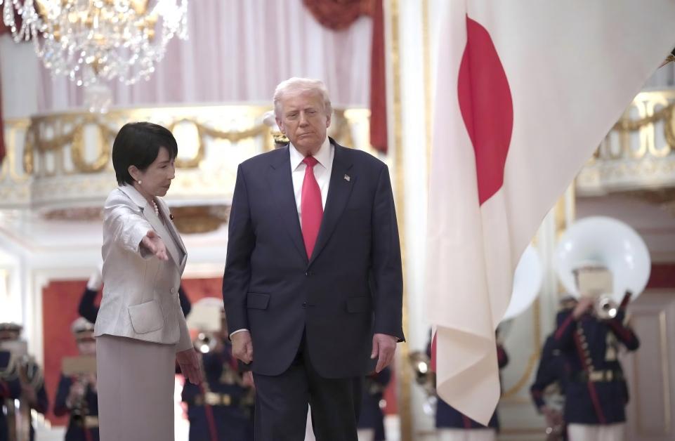 9月21日，日本首相高市早苗搭乘专机从东京羽田机场出发，前往美国纽约参加第81届
