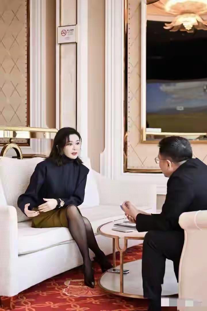 这是谁大家认得吗？据说是近照，你信吗