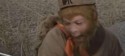 孙悟空为什么要把棍子放到耳朵里，细品，才恍然大悟：取经路上，最大的敌人，不是妖