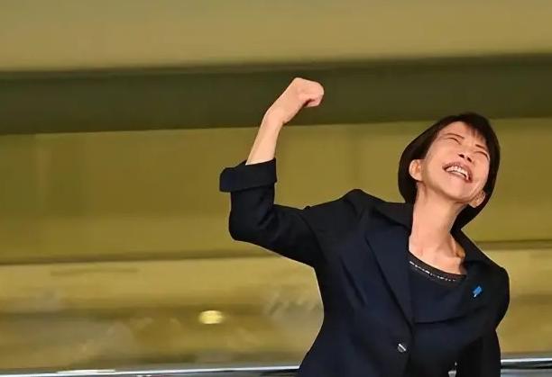 高市早苗遭遇重击，眼看胜利在望的大好局势，被多年前一桩旧事拖垮！2月8日投票