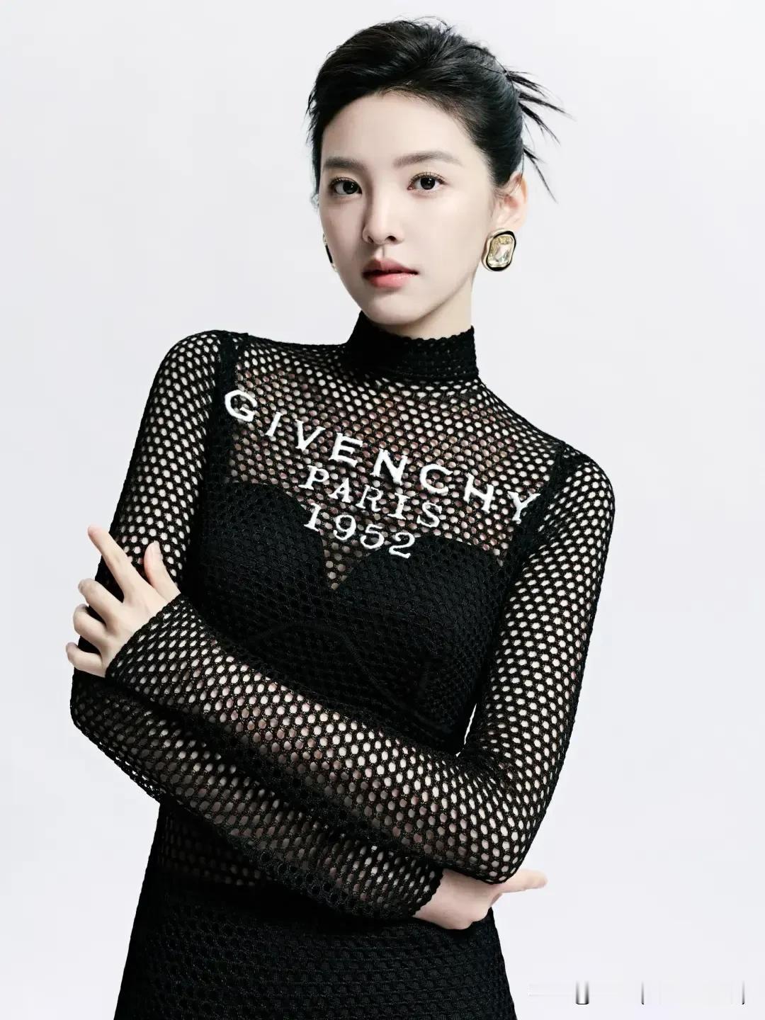 惊爆！娱乐圈八卦：明星背后的龌龊与不堪娱乐圈这大染缸，明星们各怀鬼胎，丑态百