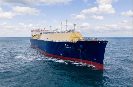 国产首艘17.4万立方米LNG运输船‘天山’号顺利交付