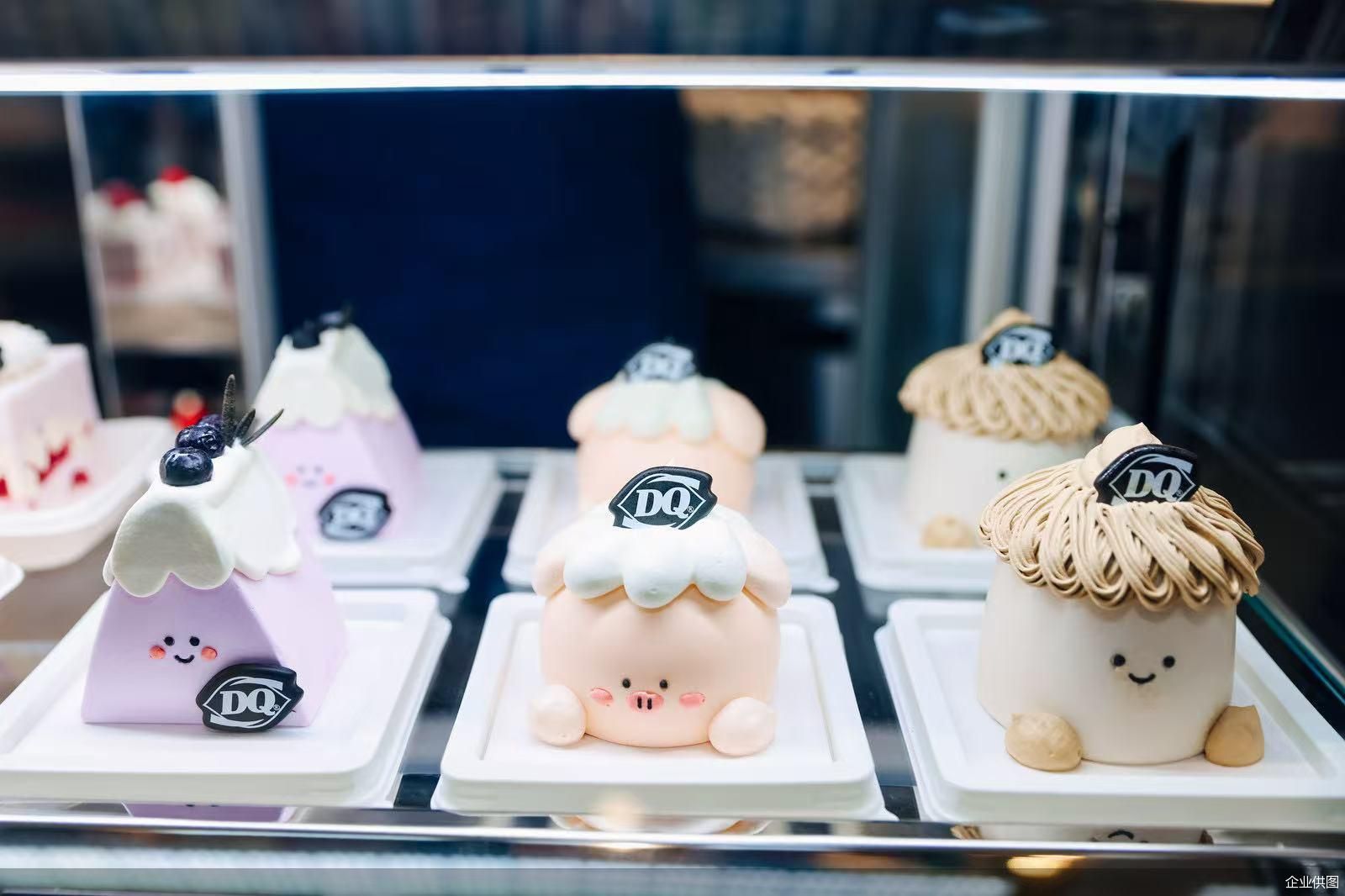 DQ新店跨界咖啡蛋糕赛道