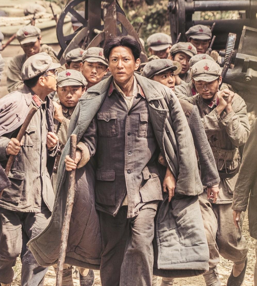 毛爷爷新特型演员出现，他就是演员王仁君。能取代唐国强的毛泽东吗？领袖扮演者