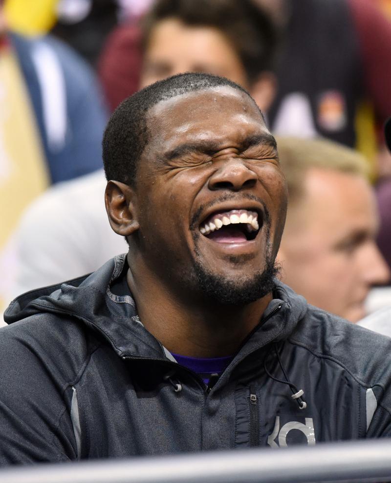 NBA巨星杜兰特这几天做梦都能笑醒了。刚刚收货了一笔意外之财。美国财经媒体报道