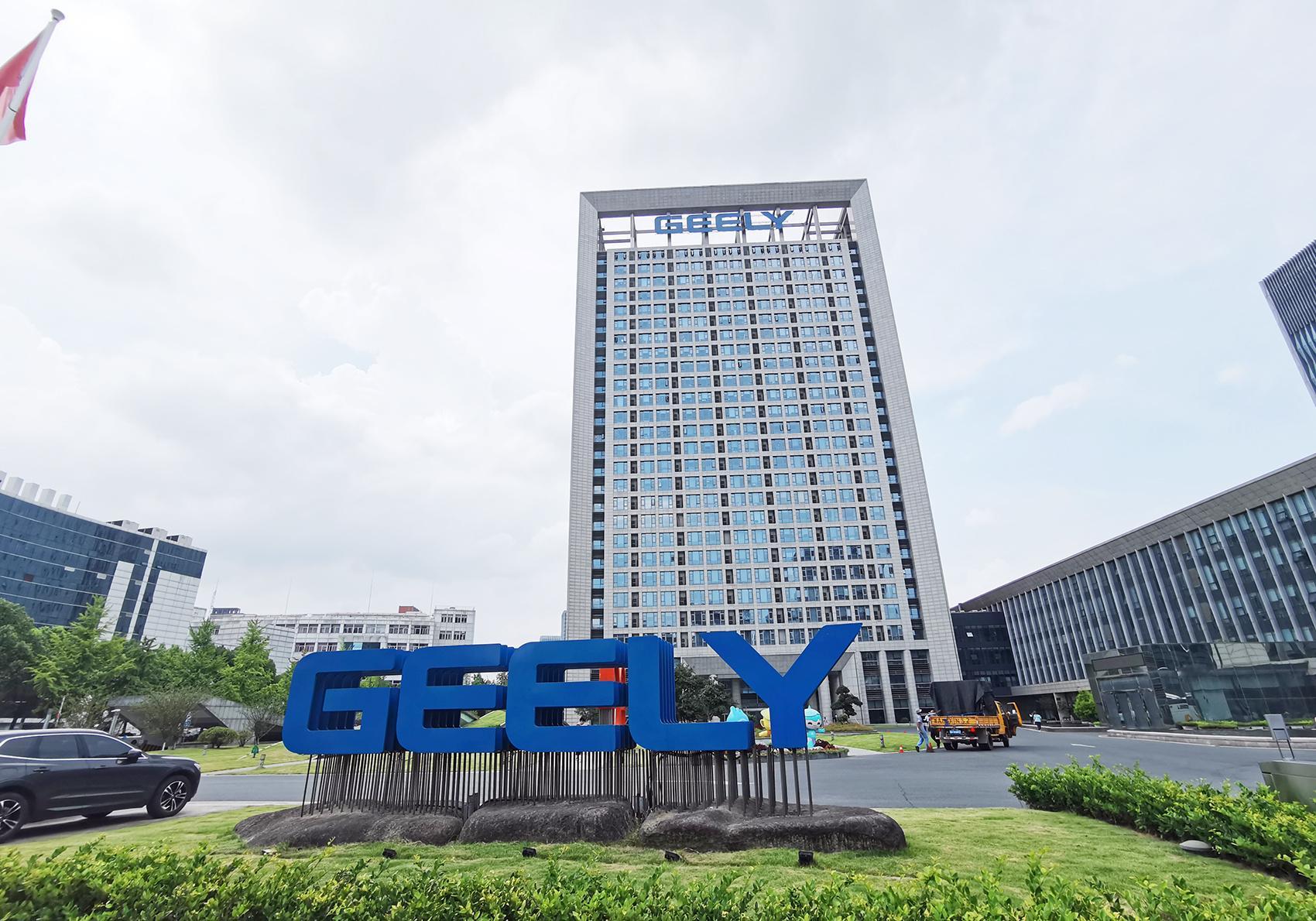 11月25日，雷诺-吉利合资公司总裁ArielMontenegro在圣保罗车展