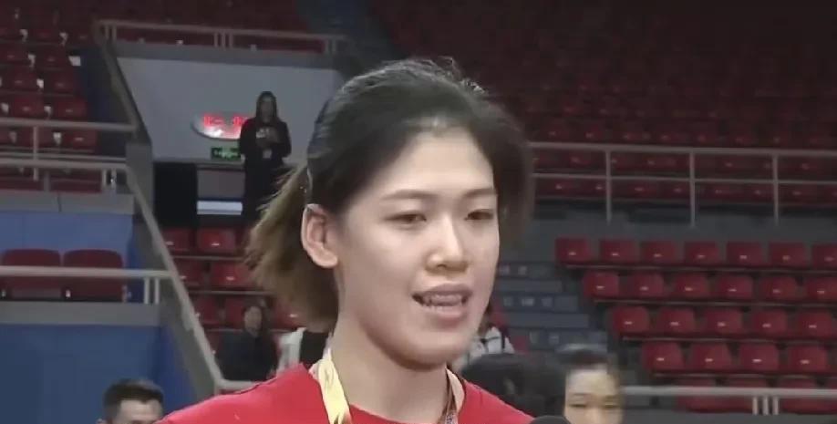 信号：李盈莹最终是天津女排的！2025年，中国优秀主攻李盈莹最终只会留在天津女排