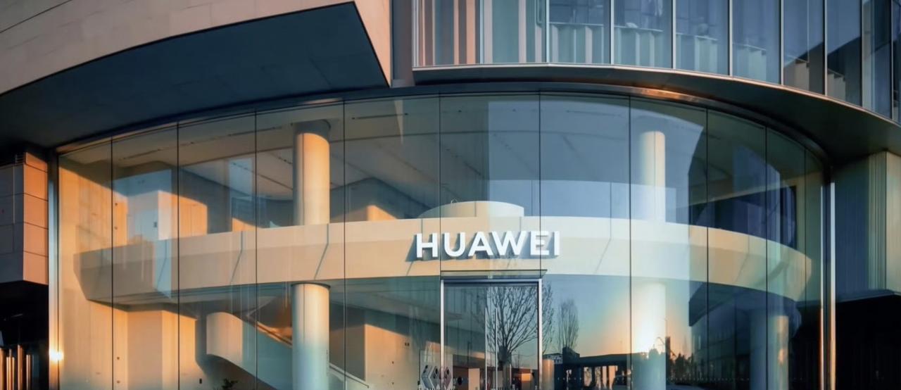 余承东接管华为Al业务半年后，终于开始Al这块的人事调整了。华为诺亚方舟实验室主