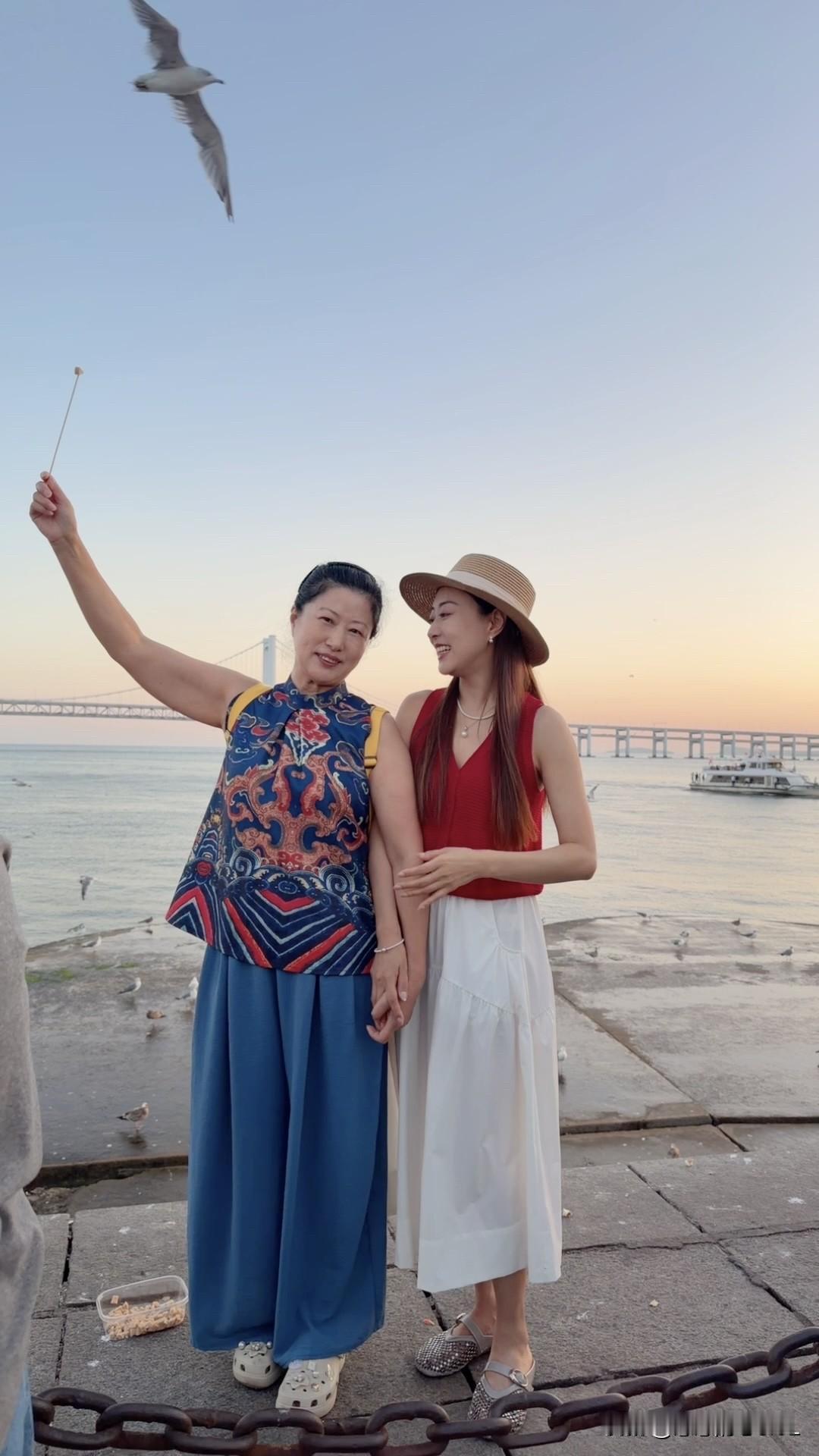 有人说：独居是等死，再婚是找死，跟儿女住是气死。我现在是跟女儿住一起，没被气