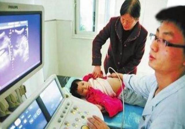 四岁宝宝被寄生虫折磨的不成样, 这样东西, 家长千万要注意别给孩子吃