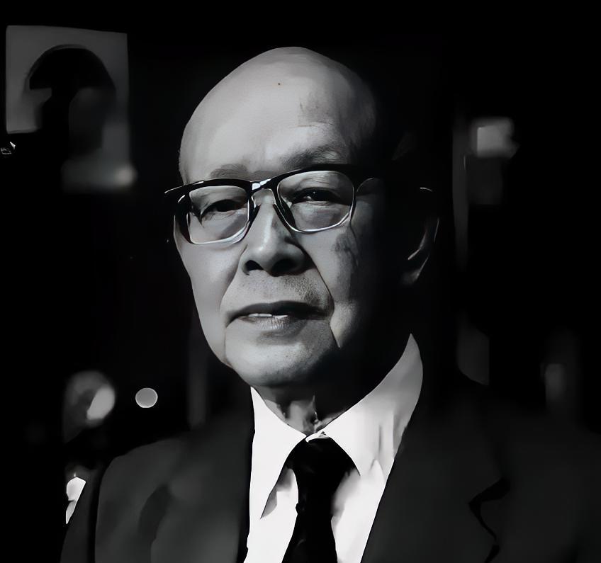 世界上唯一一位给汉字注明音节的男人，被上帝遗忘的老人，活了112岁，一生跨越了晚