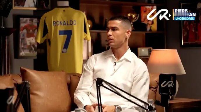 C罗说世界杯不是我的梦想C罗计划世界杯后办婚礼11月4日晚，C罗与英国名嘴皮尔