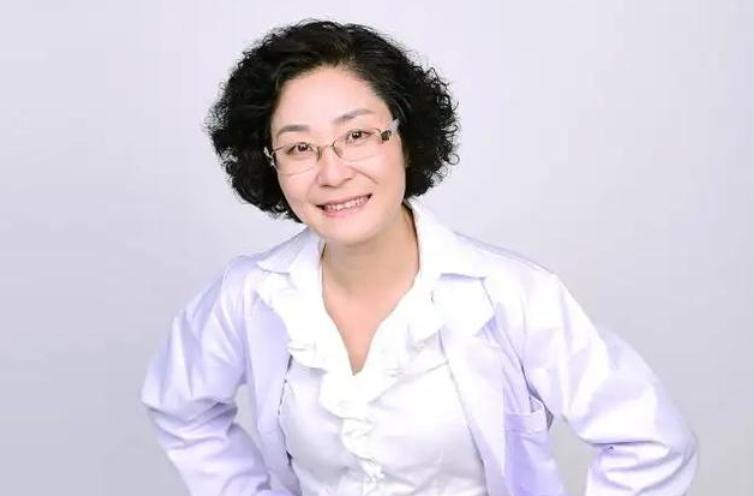 2022年，中医教授韩学杰因为公开说明自己不带外籍学生，而被指责没有气度，但是当