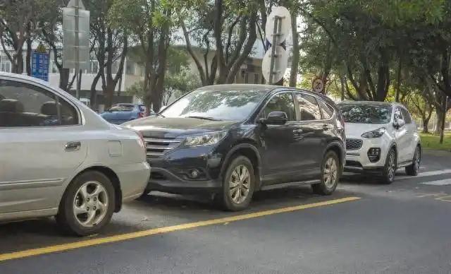 绝了！4月6日32城停车全免费，车主钱包直接回血这波民生福利太实在了！全国3