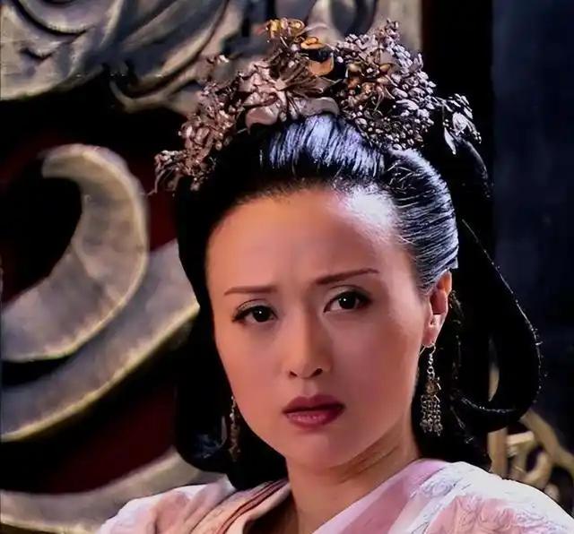 代王刘恒即位前夕，四子接连暴毙，薄太后一句话道破天机，全是算计公元前180年