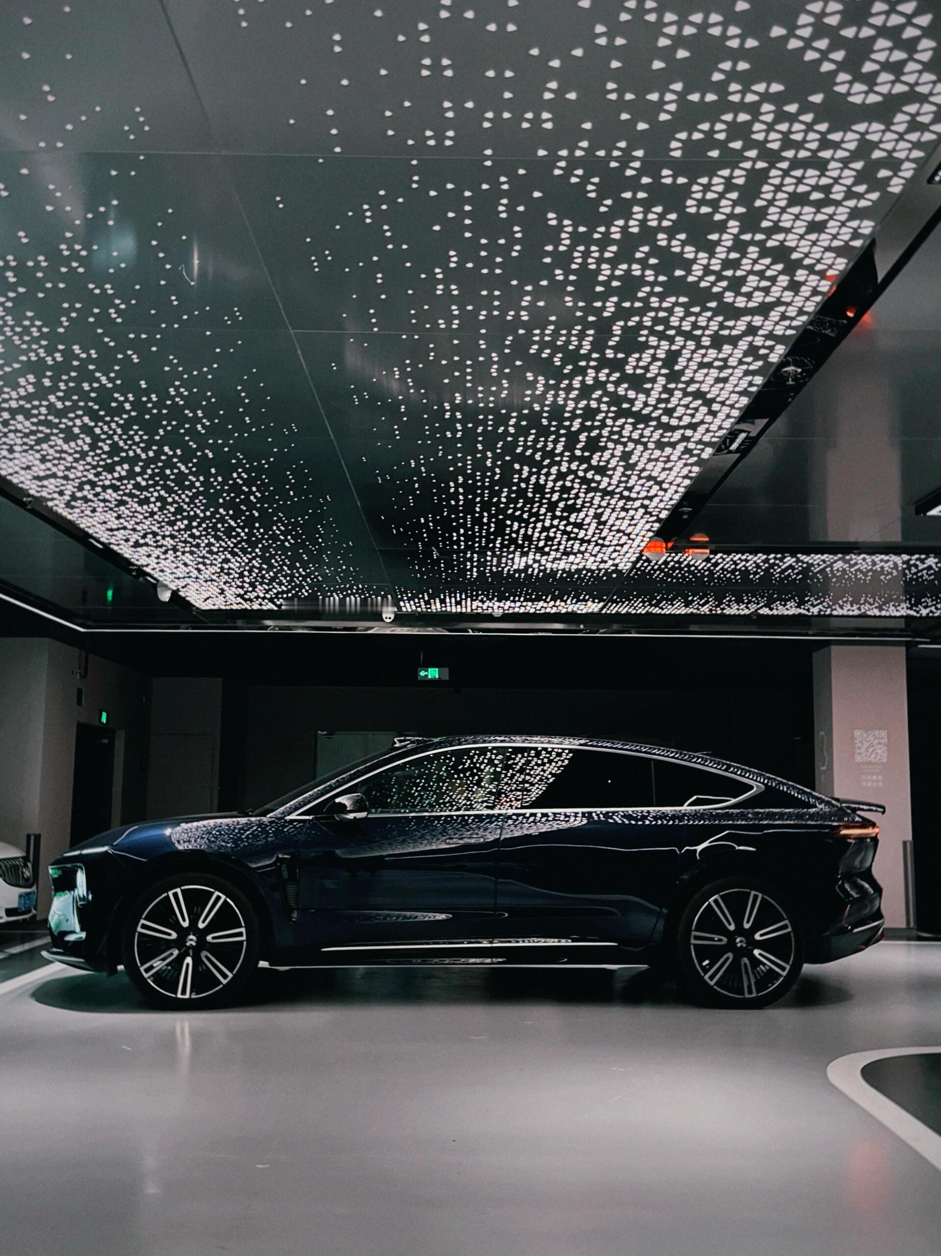 来看一下国产电车et9的天空岛与k11的星空顶真是绝配！