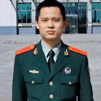 2011年，22岁武警战士吴艳杰，击毙14名暴徒、救下6名人质，身中22刀壮烈牺