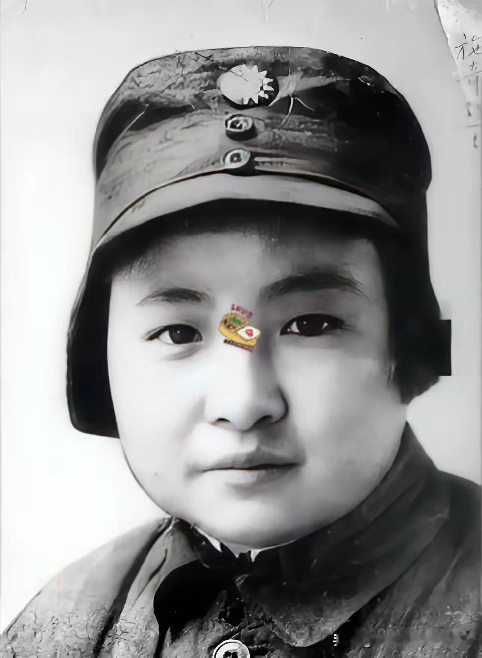 1941年，女地下党员施奇被敌人轮番侵犯，染上了梅毒，导致她身体溃烂发臭，没想到