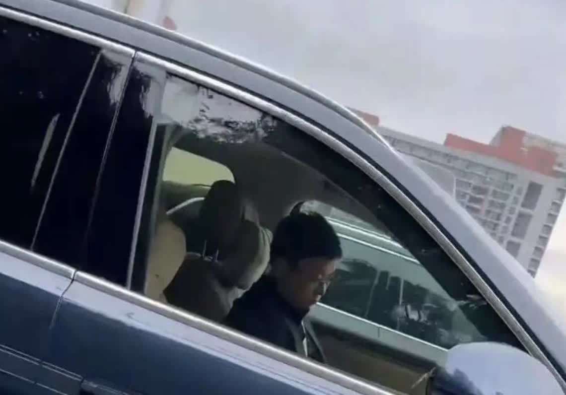 内涵余承东？蔚来：开我们的车没机会在辅助驾驶时睡觉昨日，“余承东开车睡