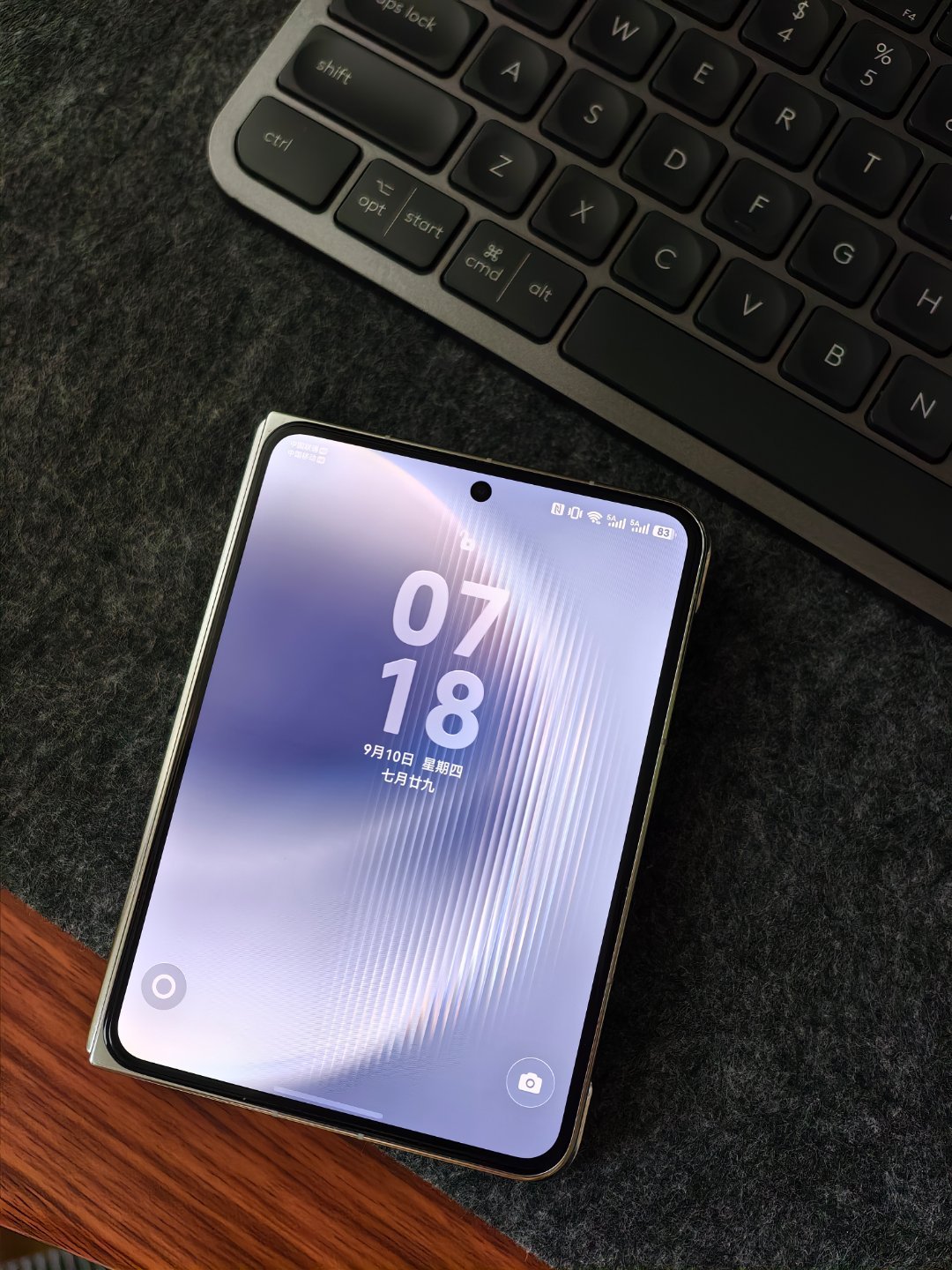 iPhoneDuo华为折叠屏对比从华为的X用到XMax，表示对阔折叠这个形态没
