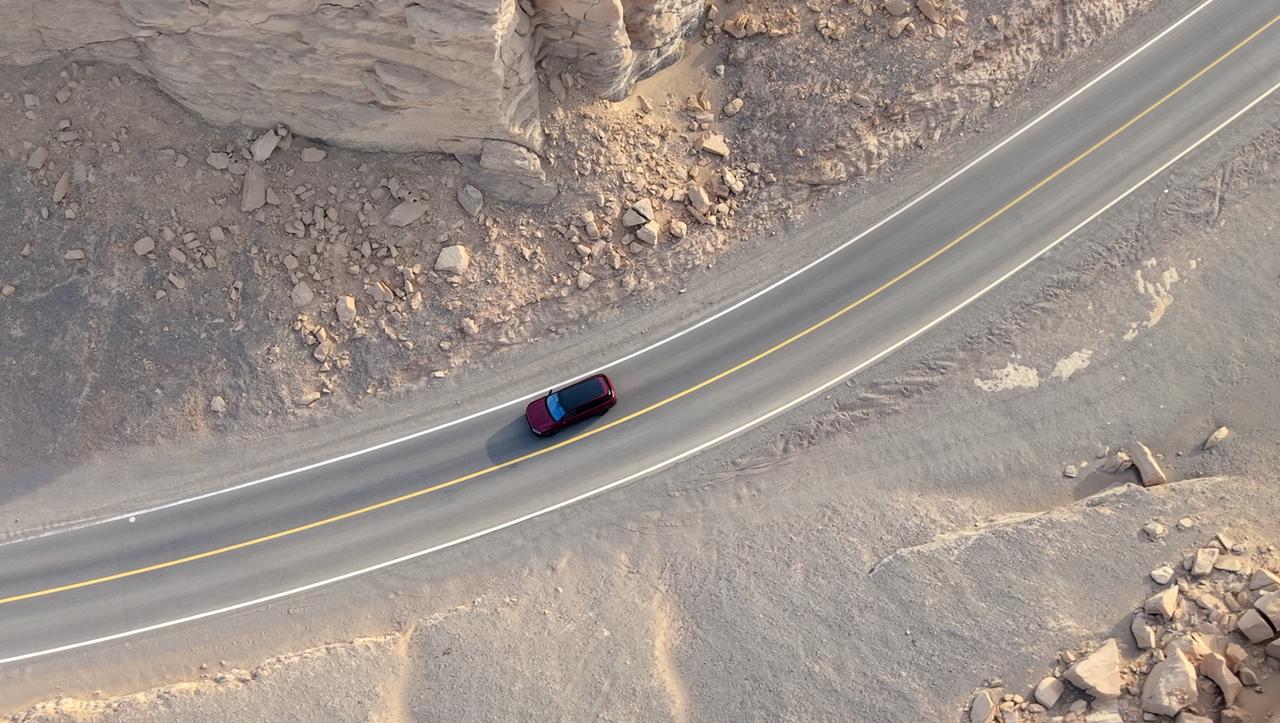 通勤党看过来！全新问界M7让冬天开车变成享受小区路面结冰起步总打滑？全新问界M