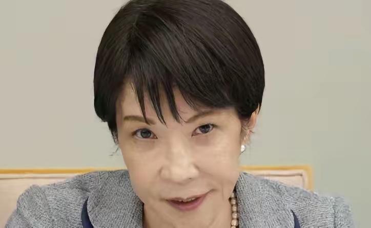 日本那边，又开始"递笑脸"了。6月15日晚上，日本官媒悄悄放出一条消息——日