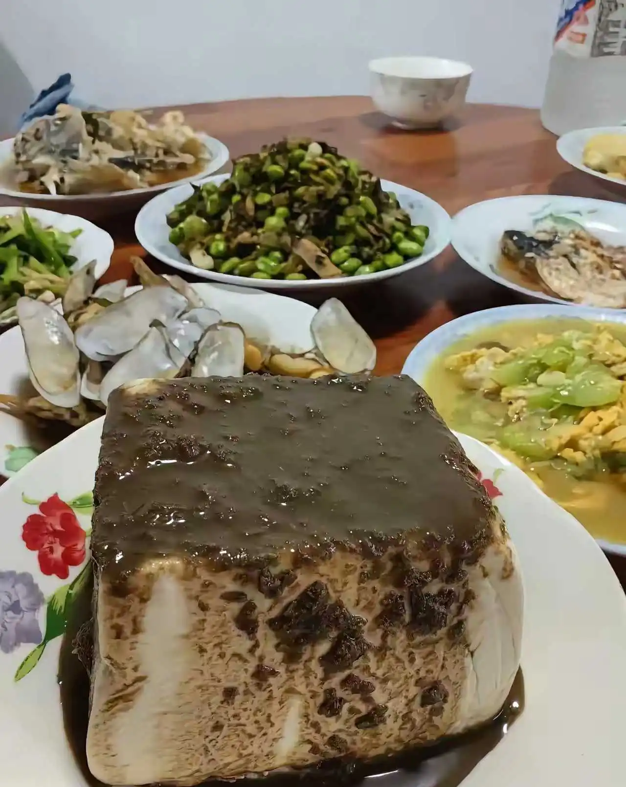 只有浙江人懂的菜。意想不到的搭配，哈哈哈哈感官是不咋地，但……味道绝了