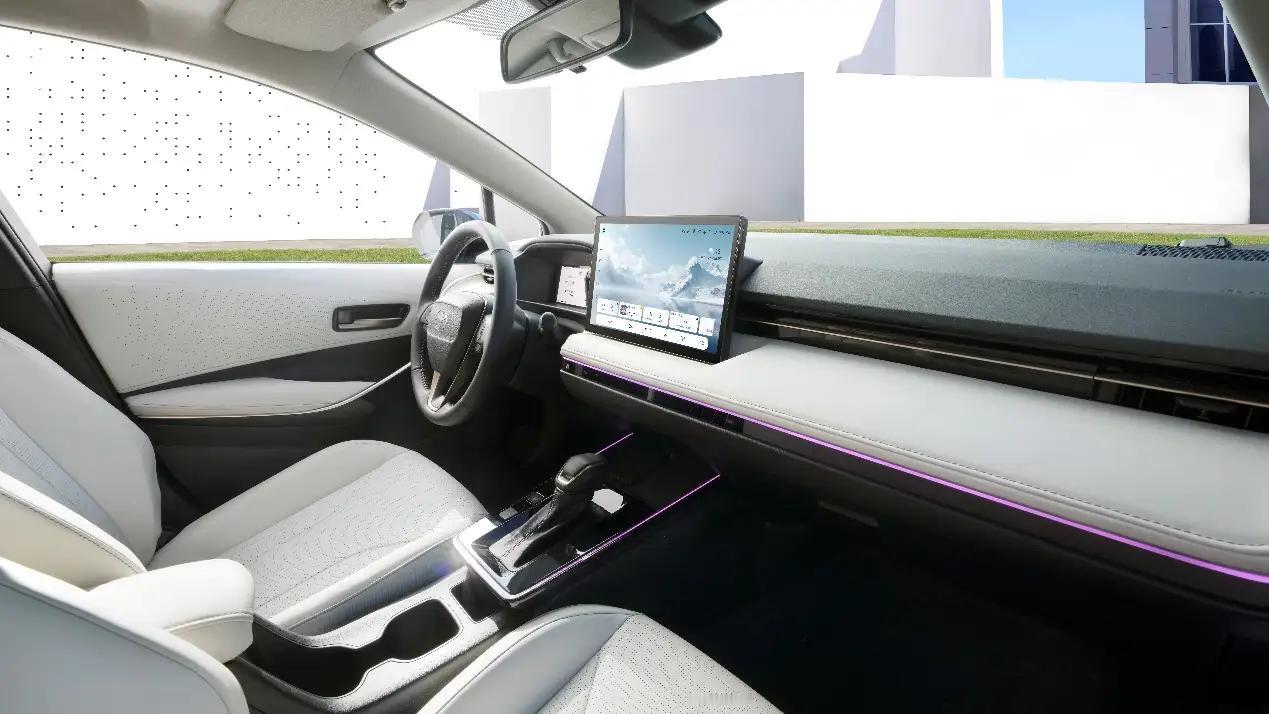 最近10年全球单一车型销冠2016年，卡罗拉129万辆2017年，卡罗拉12