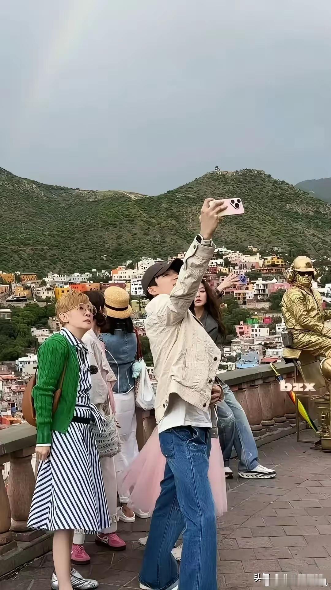 四影后凑一桌，花少8偏撞上偶数季，马上要开播的这一季会有花少2的“热度”吗？名单