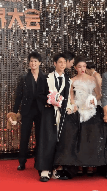 《水龙吟》剧组差评，对林允和陈瑶区别对待太明显了，两个都是女生，为什么待遇差了那