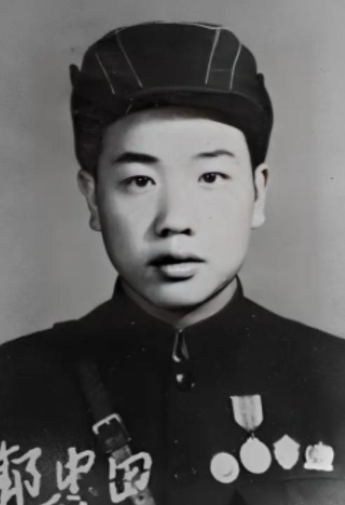 1950年11月30日，一位志愿军排长无视上级命令，放弃驻守高地，放走了美军的5