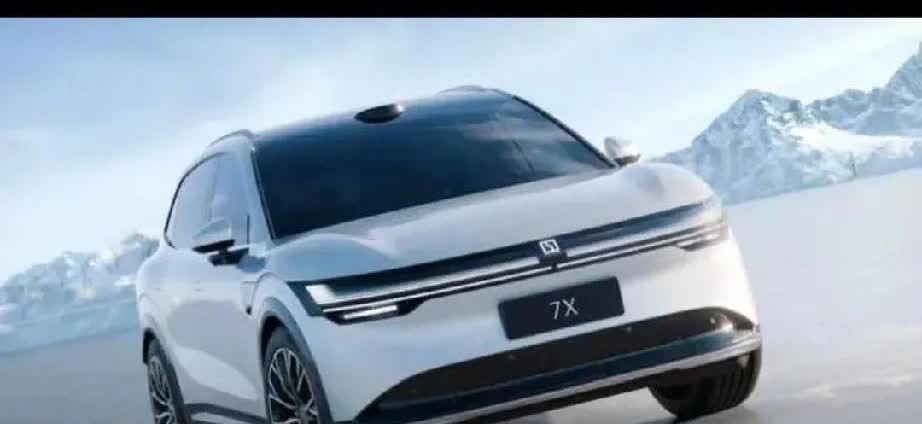 现在买SUV这样买：60万——问界M9。50万——理想L9。40万—