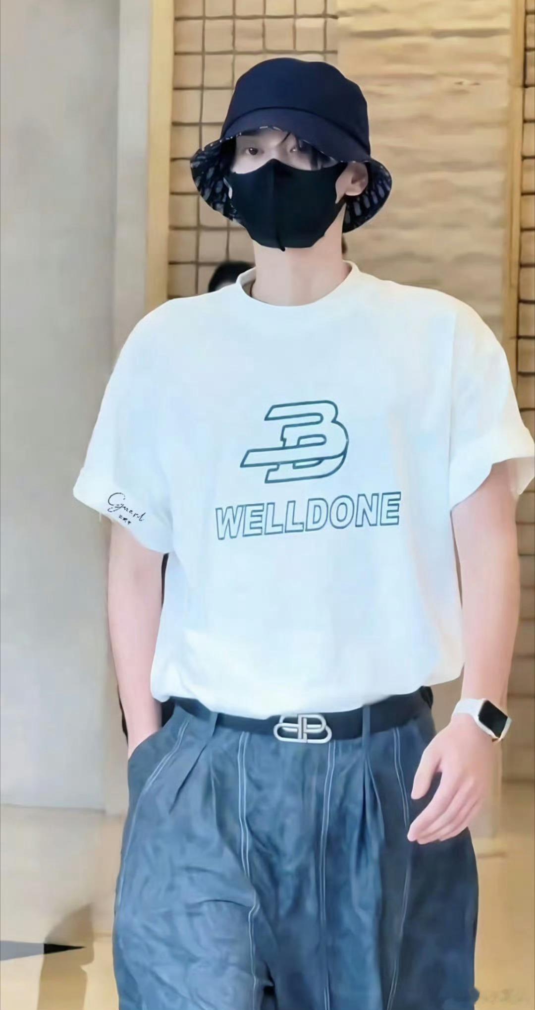 我算是吃瓜吃明白了，田栩宁穿了一件衣服被扒出来是假货，这个牌子衣服很多明星穿，而