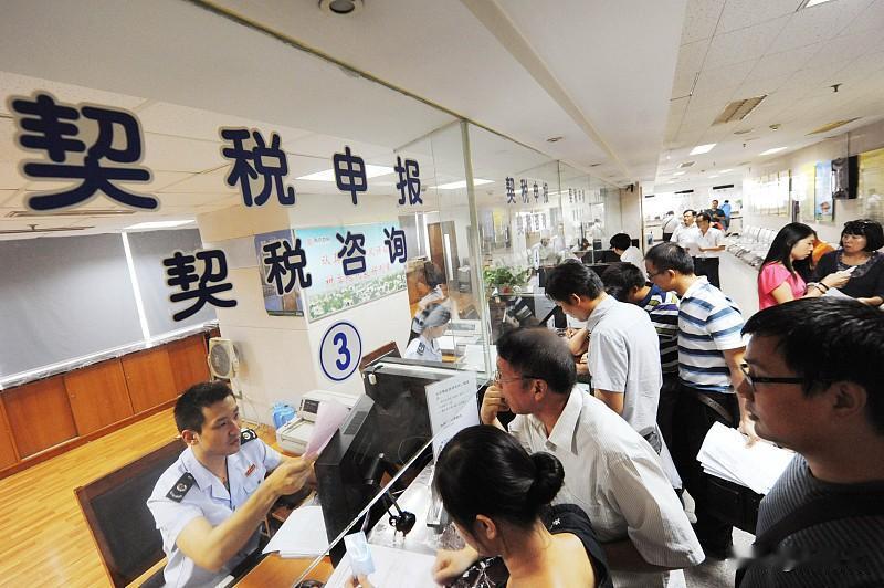 感觉很多城市卖地收入越来越少以后就绷不住了，对各种税收管的越来越严。前段时间看