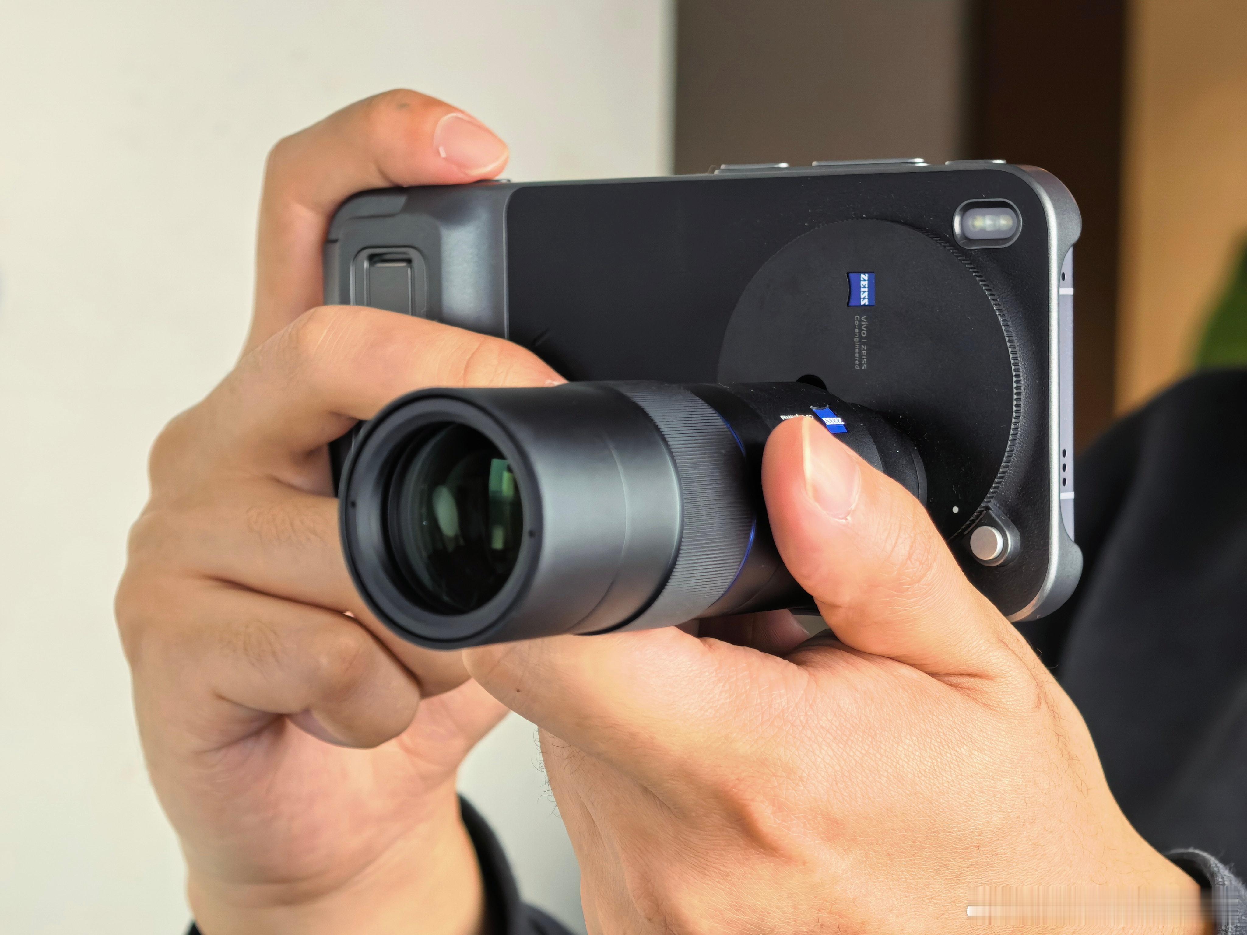 年度数码宝藏清单那必须说到我的vivoX300增距镜套装！不夸张的说真的是