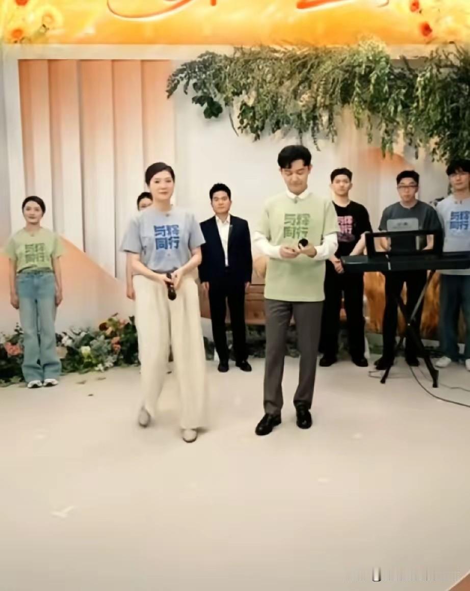 明天6月9号，与辉同行又是人山人海，那场面，简直比过节还热闹。听说这次团队直