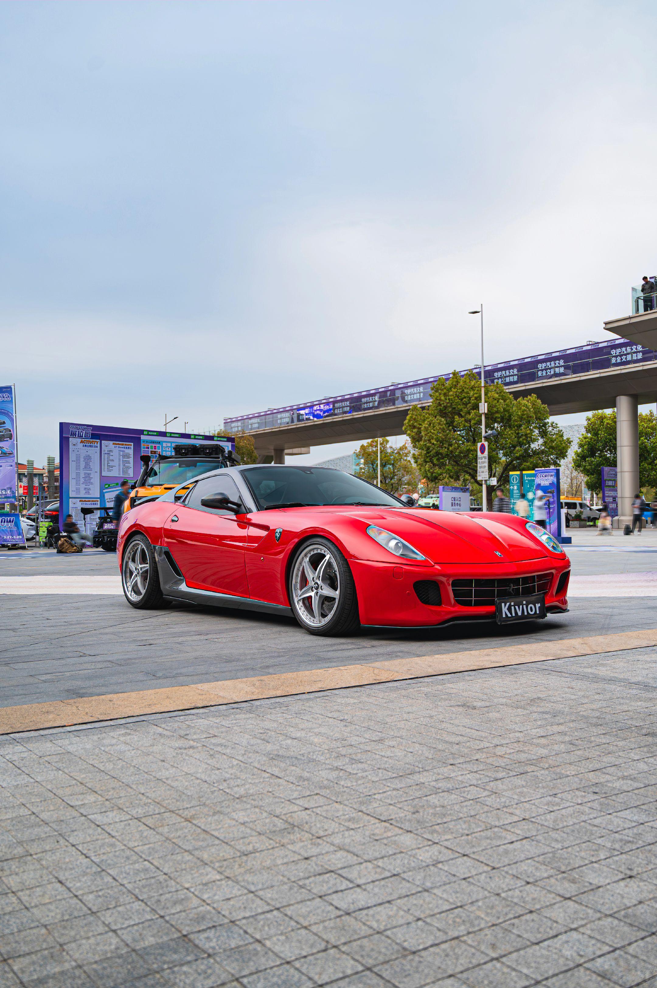 改novitec套件的法拉利599真不多。 的Ferrari 599 ...