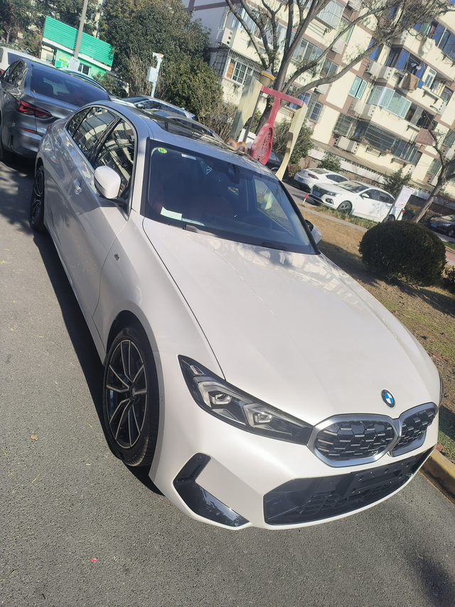 宝马的低速顿挫你们低速的时候顿挫的厉害么？之前开老款A6的时候双离合变速箱低速