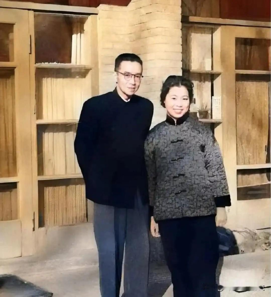 1962年，61岁的梁思成与34岁的林洙喜结连理。这桩夫妻年龄相差27岁的婚事