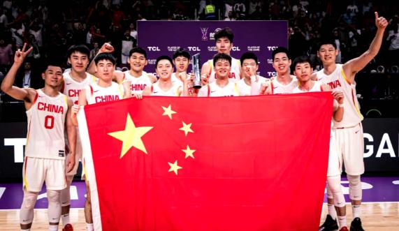 世预赛生死战赛程出炉！中国男篮12人名单预测，郭士强不装摊牌了北京时间1