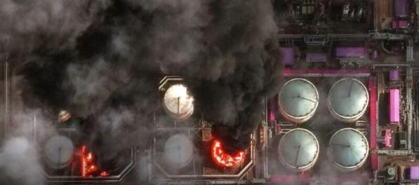 图文：乌军3月份对俄战略目标打击战果：10家练油厂，12套防空系统，5家战略工厂