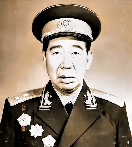 四野最难升的副司令：司令换了5任他都原地踏步，1955年授衔时自认少将，结果却让
