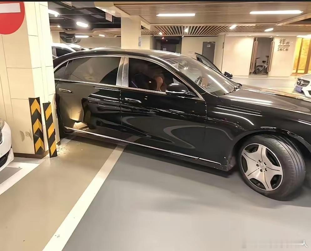 为什么受伤的总是我？大早上刚出门就摊上这事儿，也太倒霉了吧，真的是无语死了😭?