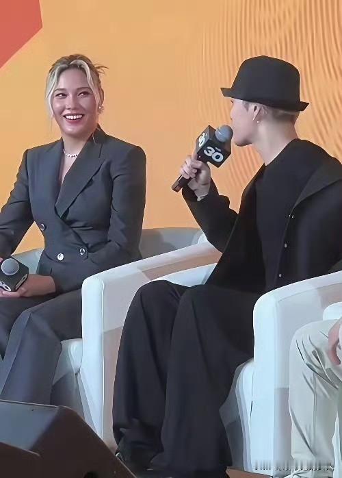 哇😯！这是你们眼中20出头的谷爱凌吗？变化有点快啊？