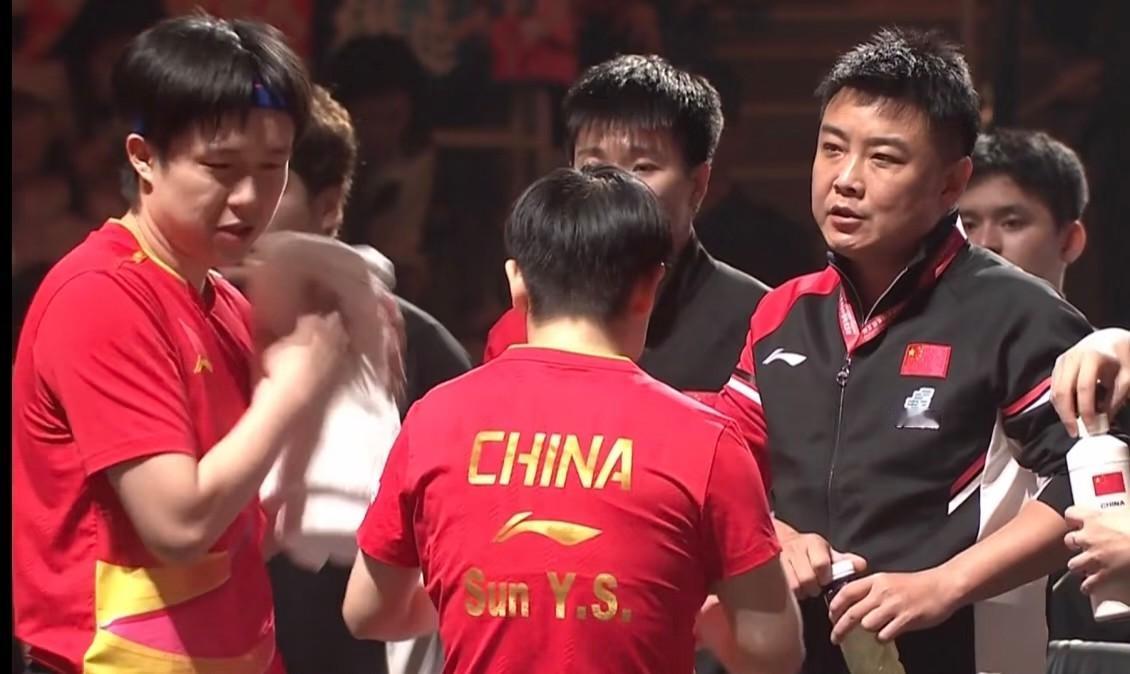 没有网友忘不了的梗关于王皓在混团上做场外网友总结：可以少敷几张嫂子的面膜