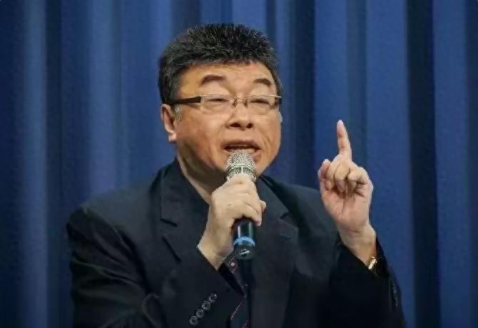 角逐再添变数，郑丽文连忙改口！罗智强基本出局，黑马或已出现蓝营的选举大戏眼看