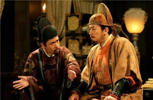 唐朝时期，李隆基又找张九龄下棋，可他怎么下怎么输。一段时间后，张九龄忍不住开口：