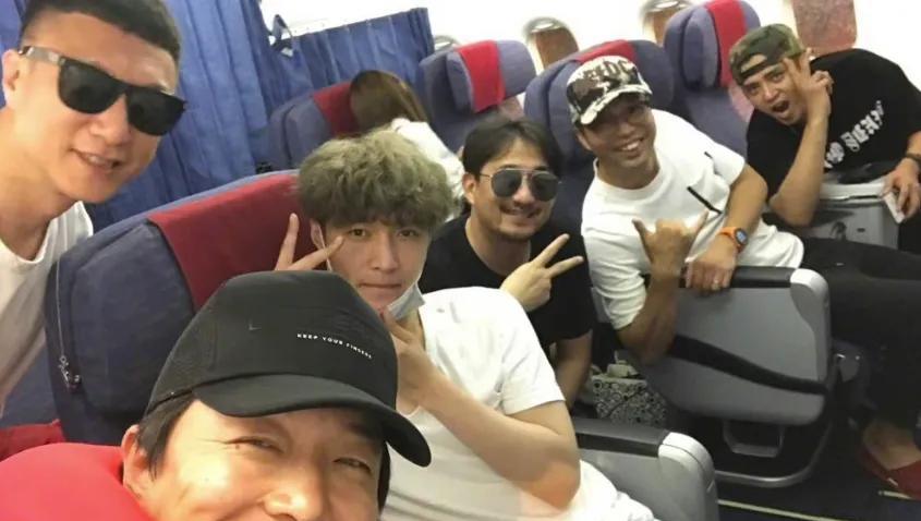 大家发现没，韩国组合的中国成员，或者去过那边当过练习生的艺人都有一个共同点。8